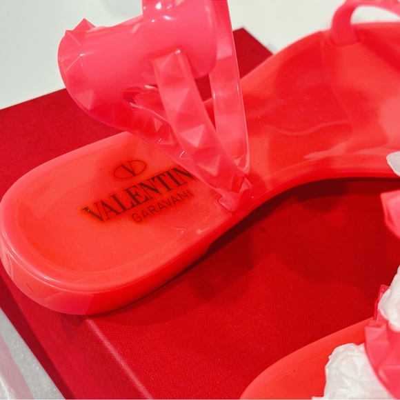 Valentino rockstud Sandles - Picture 2 of 4